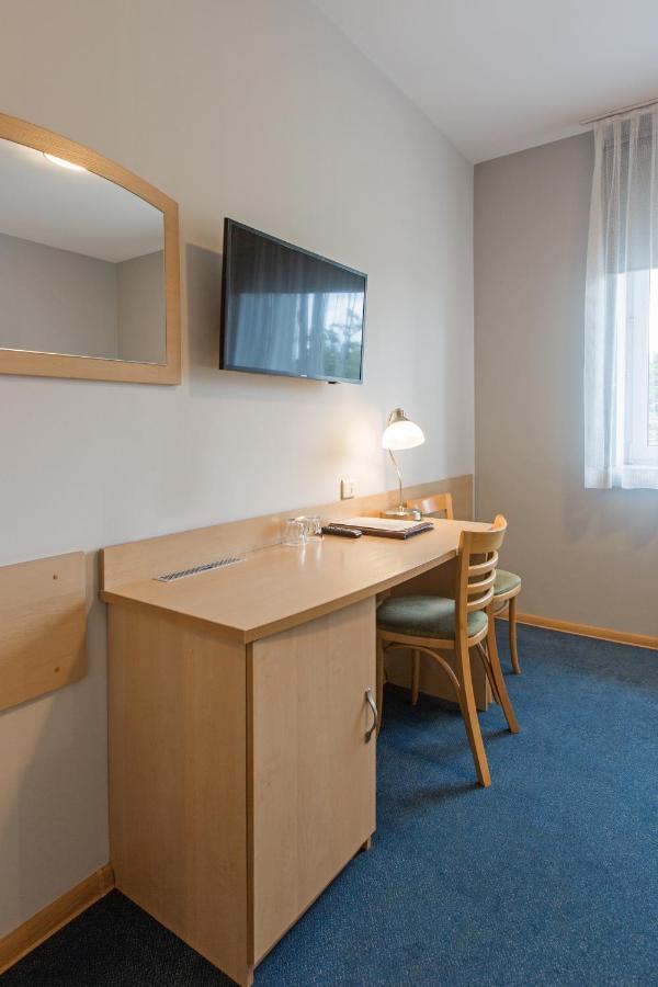 Hotel Labedy Gliwice Ngoại thất bức ảnh