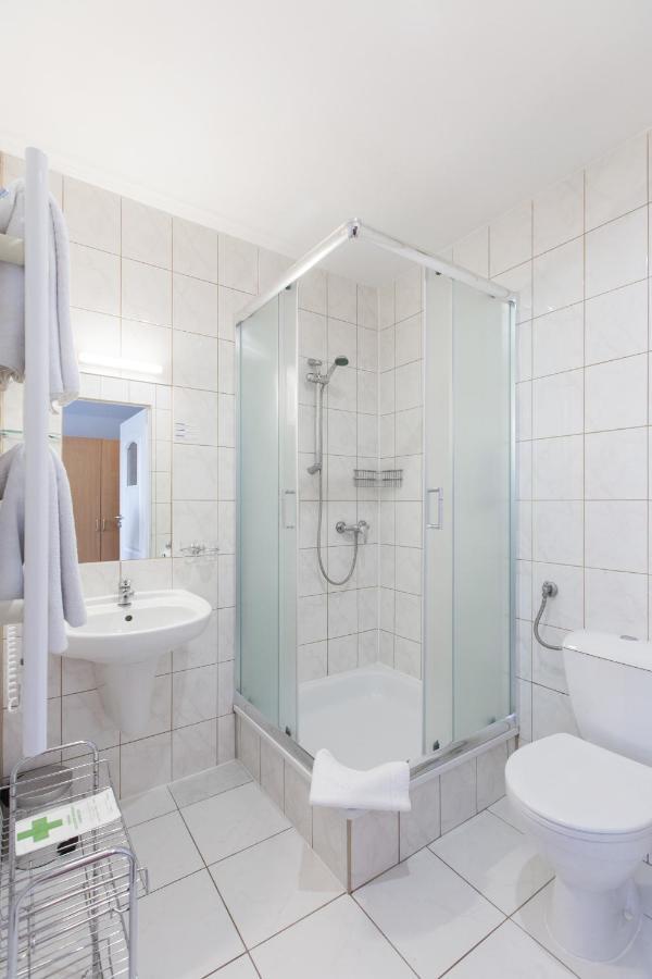 Hotel Labedy Gliwice Ngoại thất bức ảnh
