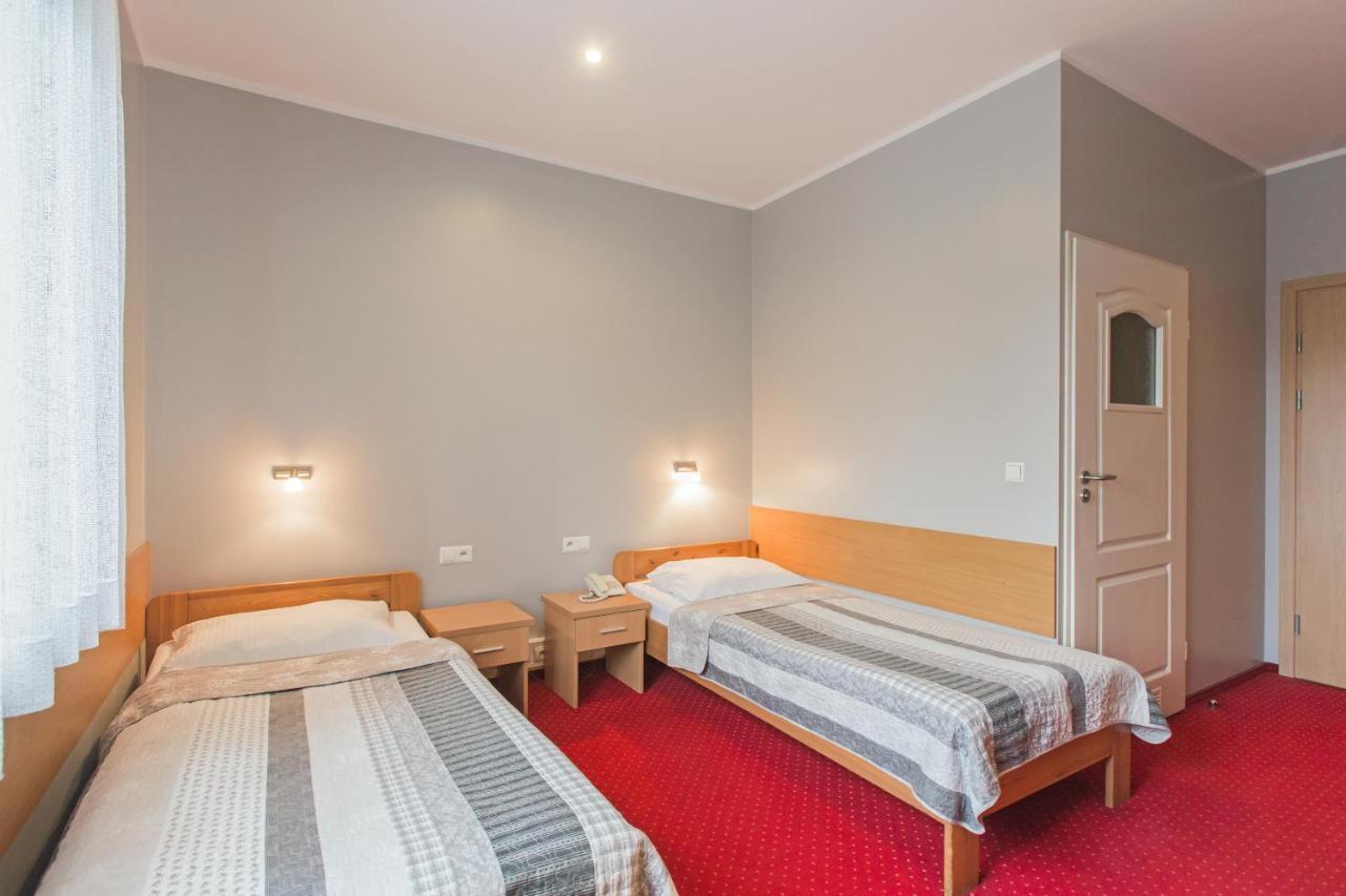 Hotel Labedy Gliwice Ngoại thất bức ảnh