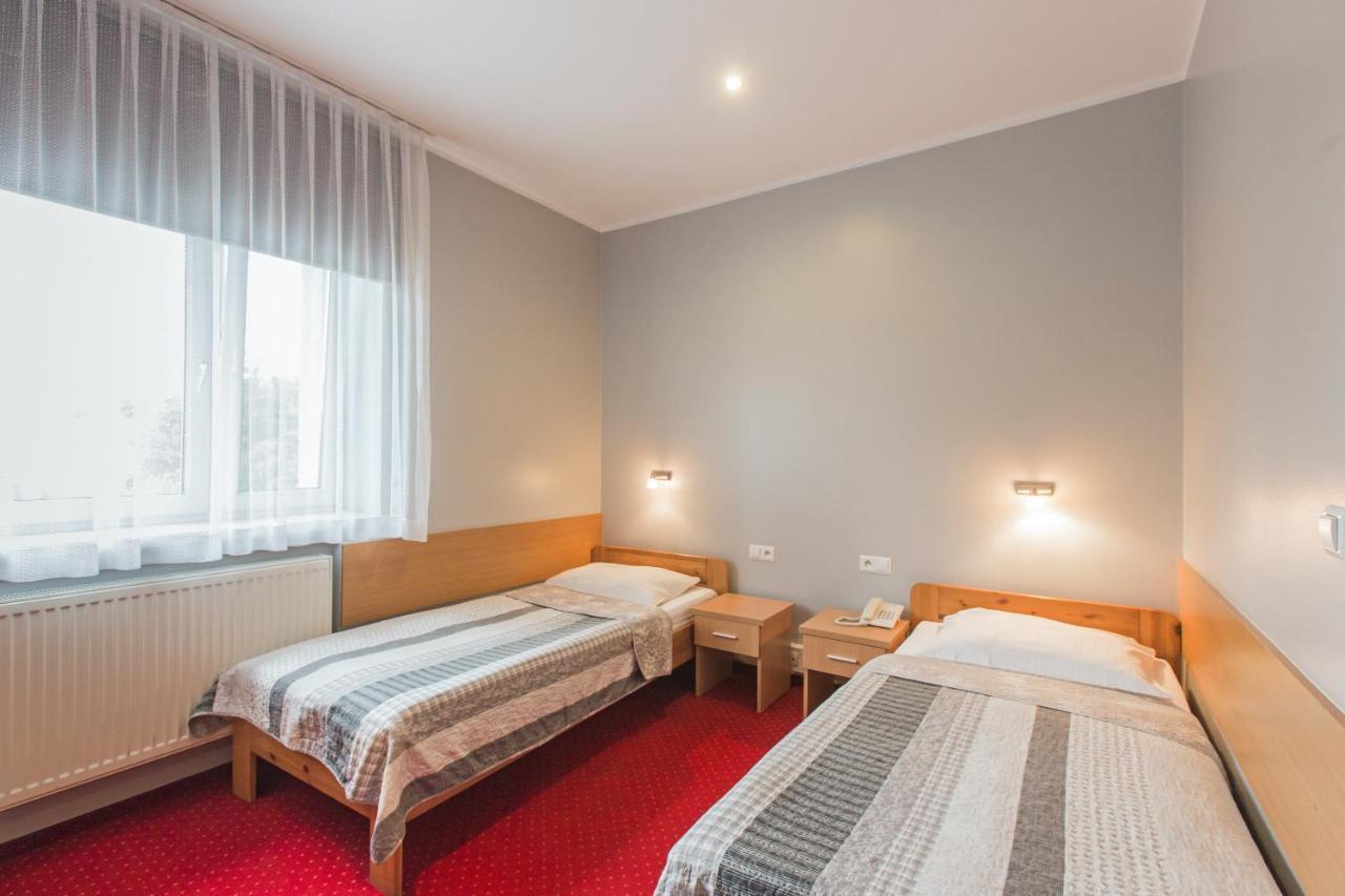 Hotel Labedy Gliwice Ngoại thất bức ảnh