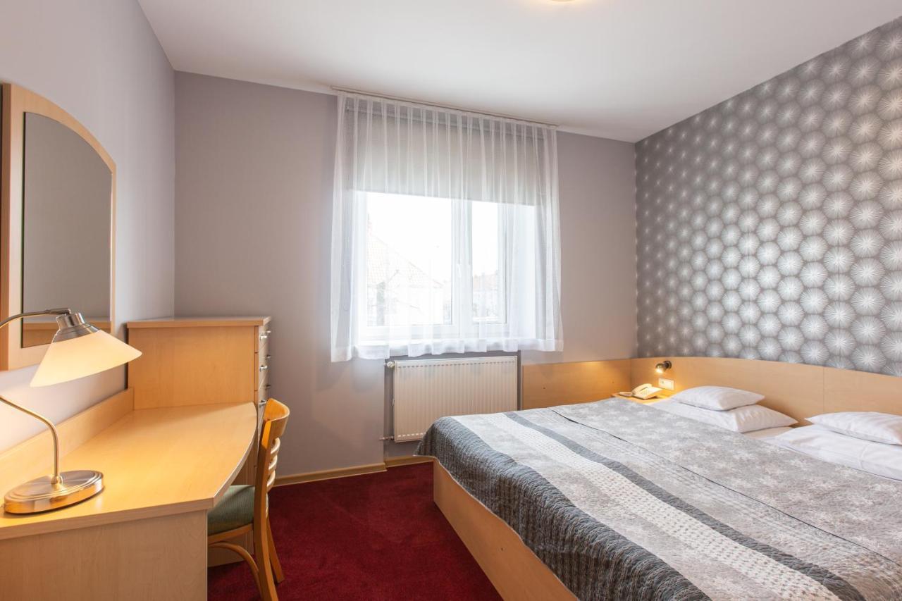 Hotel Labedy Gliwice Ngoại thất bức ảnh